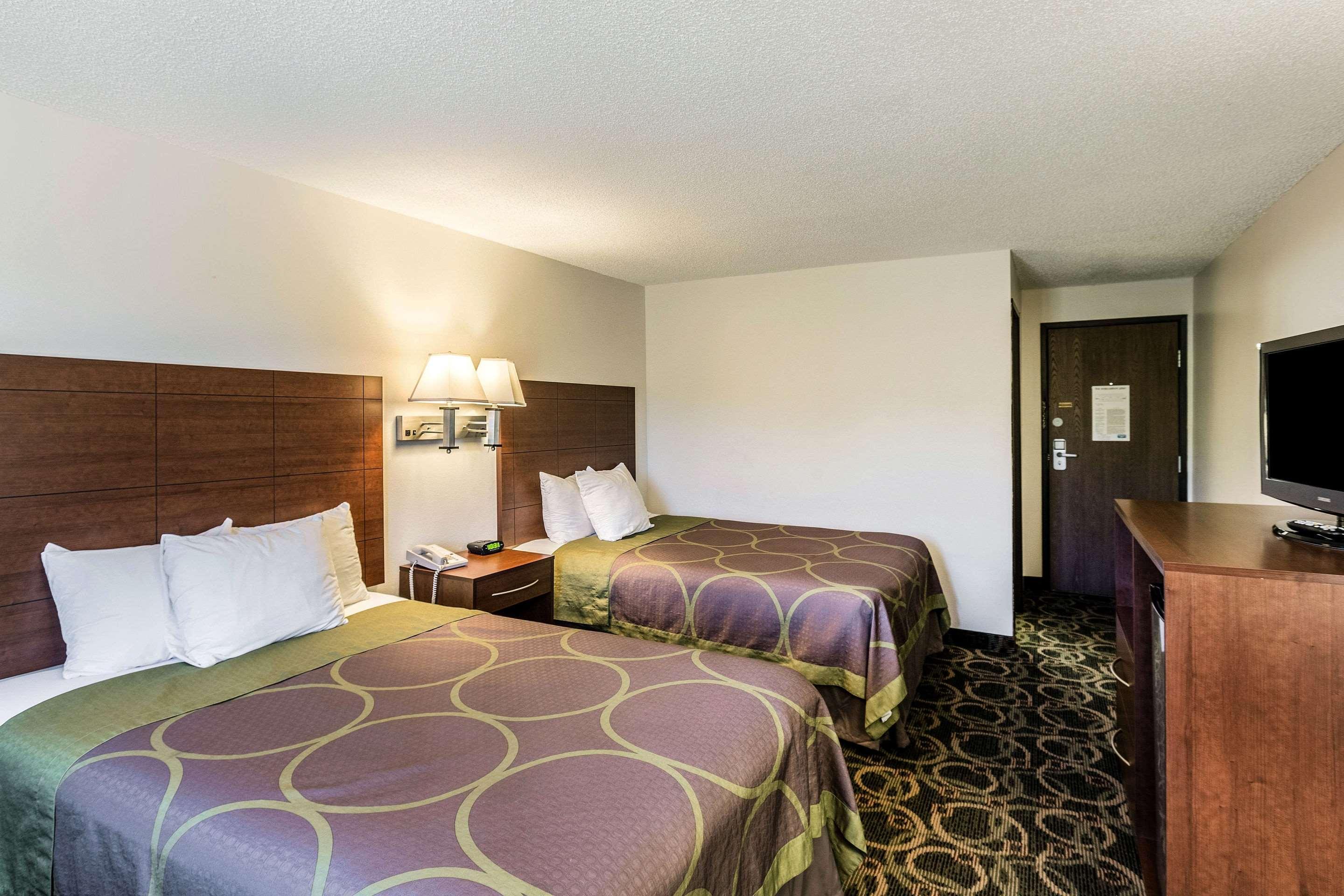 Rodeway Inn Лийдвил Екстериор снимка